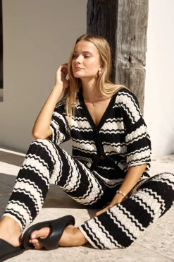 Airport Mode Knit Pants Black