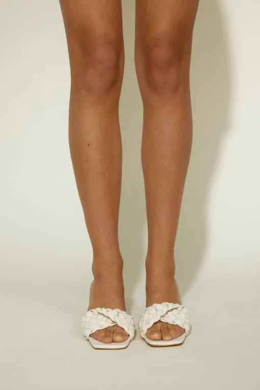BILLINI Irissa Heel Bone