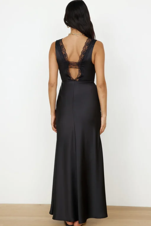 Dreaming Desire Maxi Dress Black