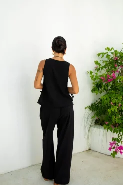 Heading South Vest Top Black
