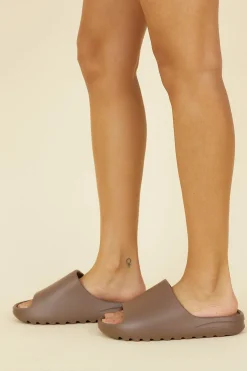 LABEL ATHLETIC Slides Coffee