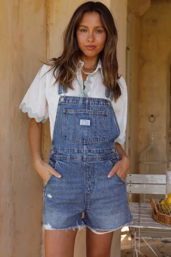LEVIS Shortalls Meadow Games