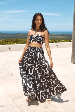 Panoramic Views Maxi Skirt Black