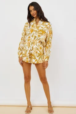 Summer Sweethearts Shorts Yellow