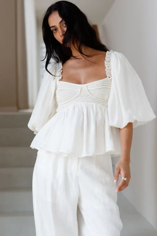 Sweet Alibi Top Natural