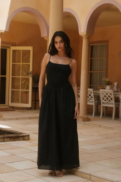 Whispering Willow Maxi Dress Black