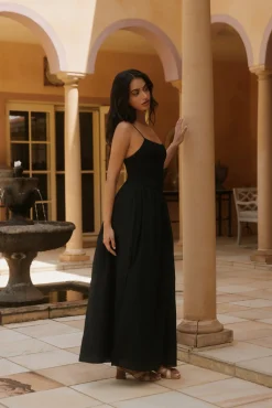 Whispering Willow Maxi Dress Black