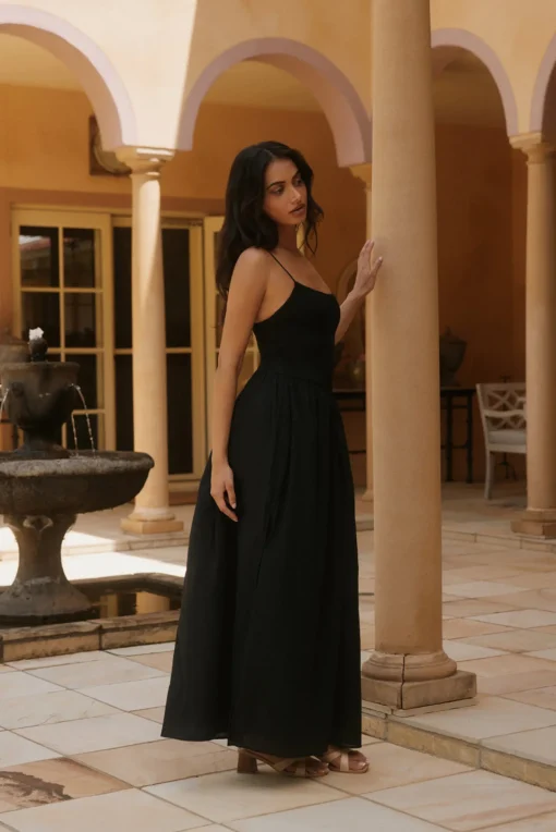 Whispering Willow Maxi Dress Black